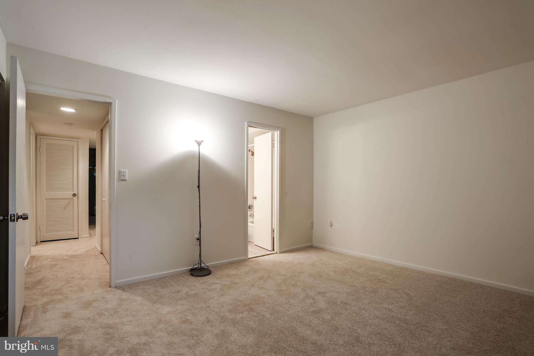 DEERING WOODS - Residential