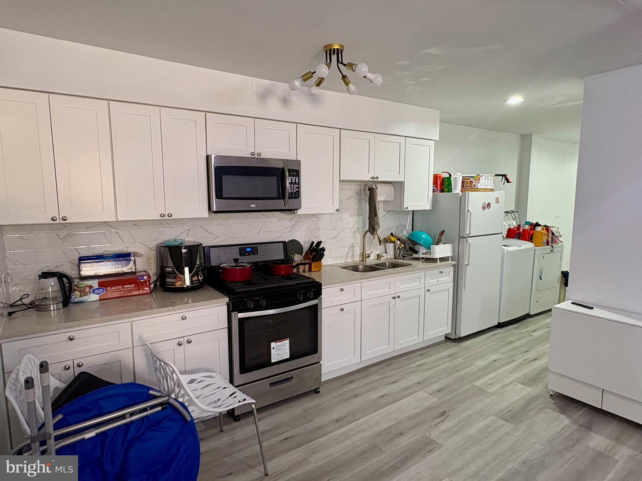 MILL CREEK - Commercial Sale