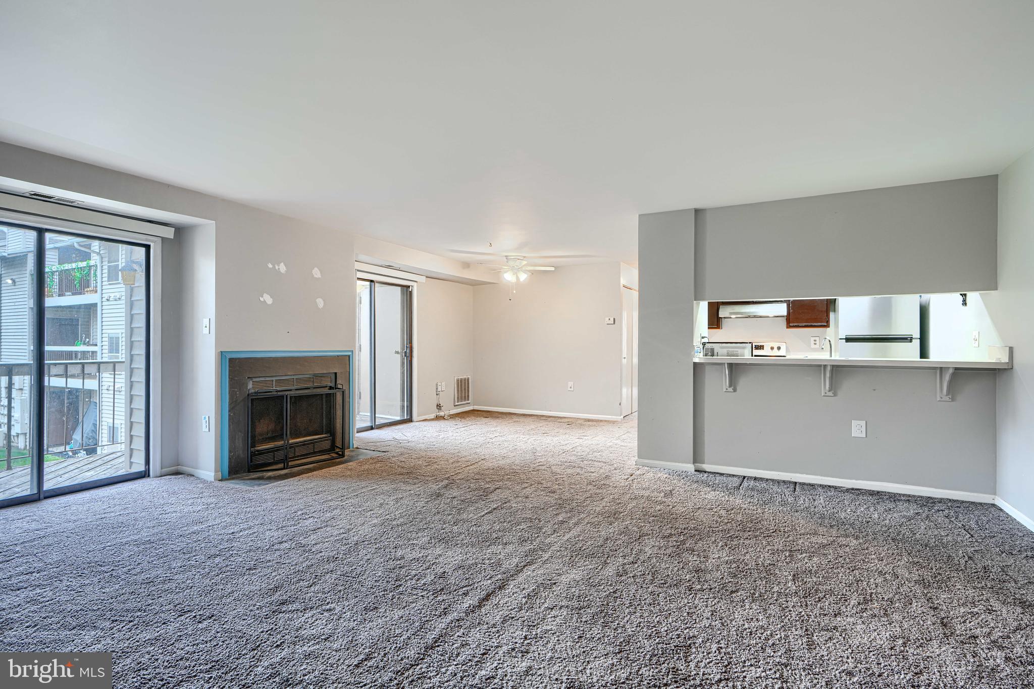 CASTLE HARBOUR CONDO - Residential