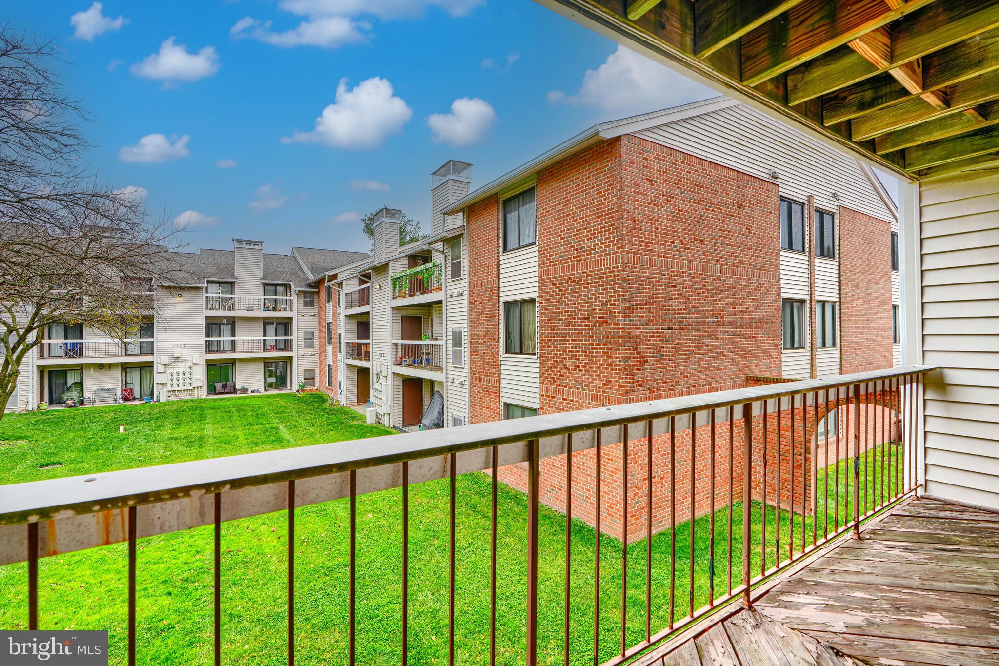 CASTLE HARBOUR CONDO - Residential