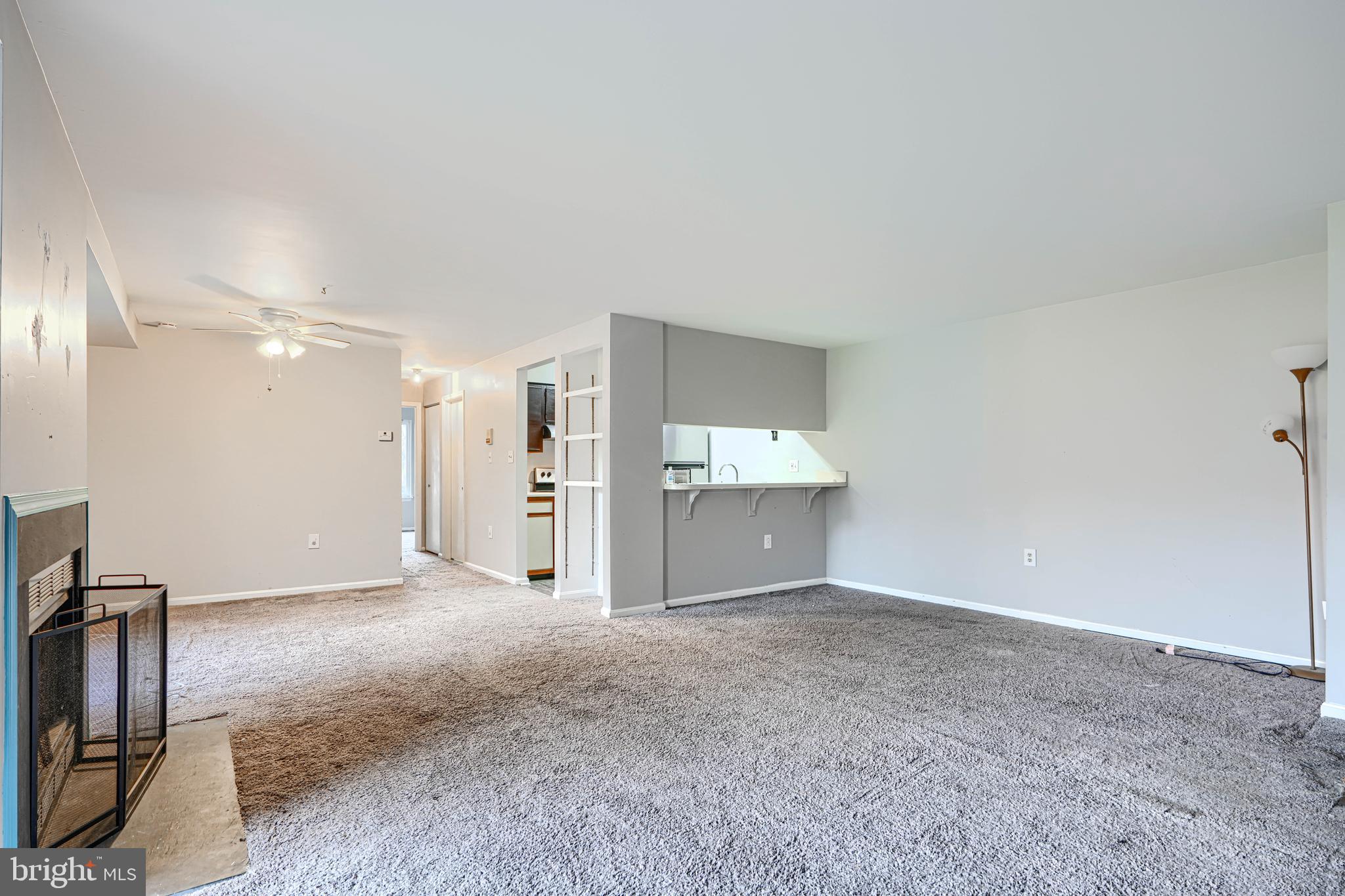 CASTLE HARBOUR CONDO - Residential