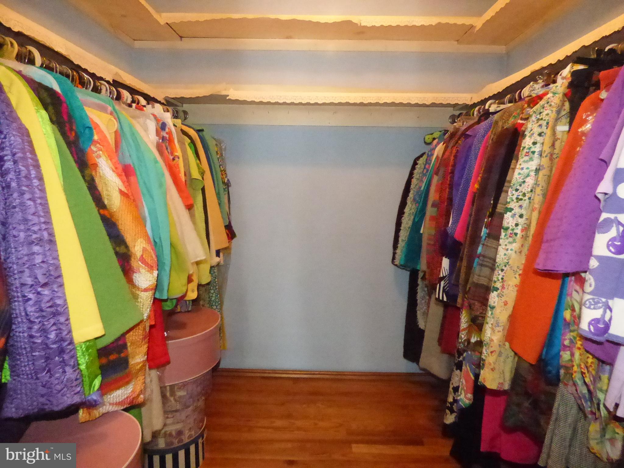 HILLCROFT - Residential