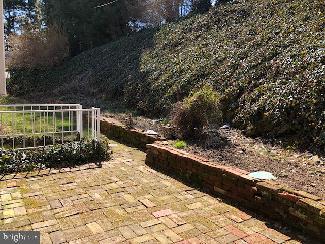 HILLCROFT - Residential