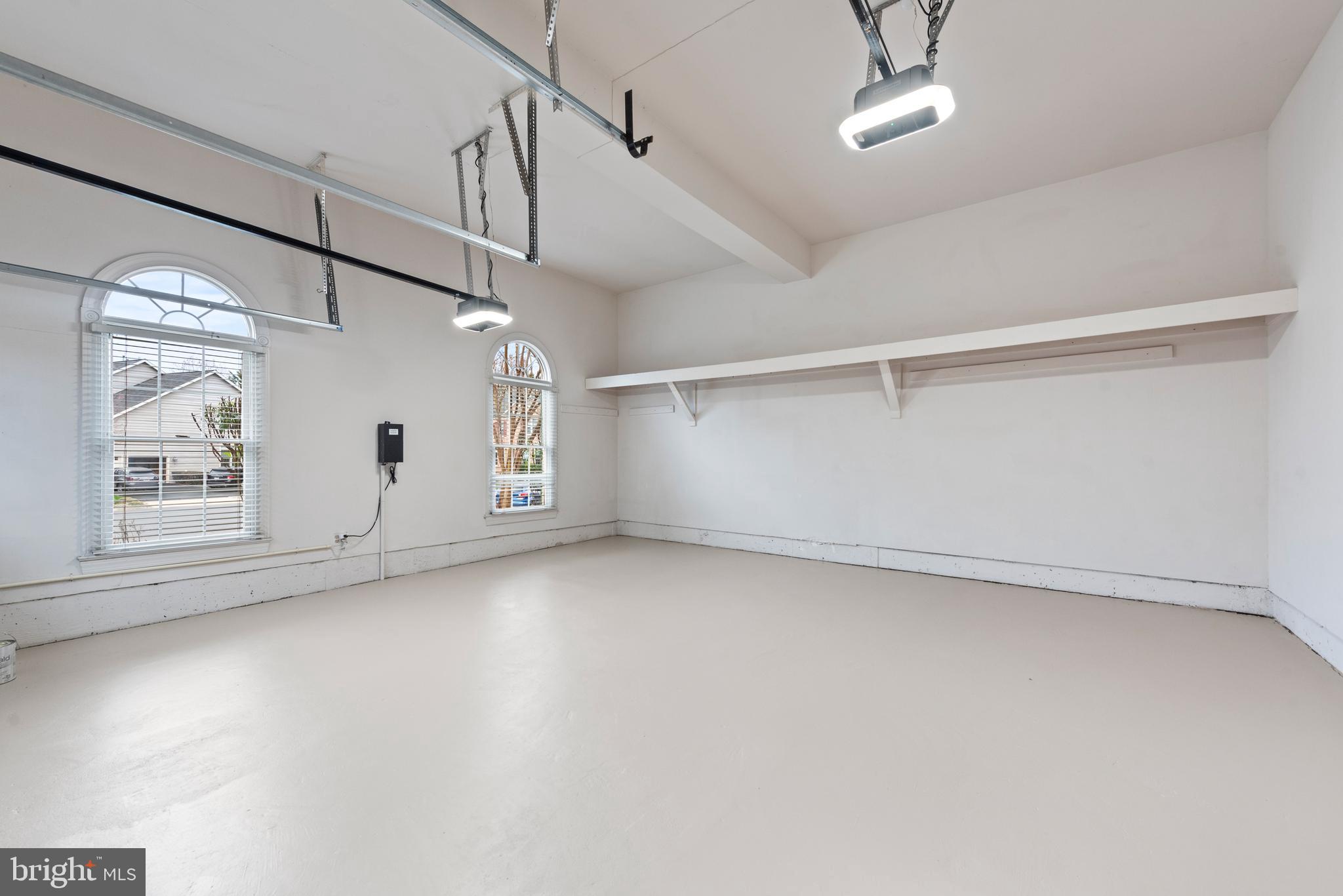 MANORS AT WOLF TRAP - Residential