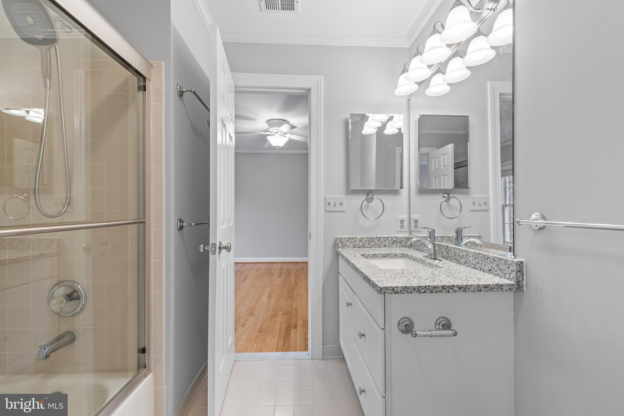 MANORS AT WOLF TRAP - Residential