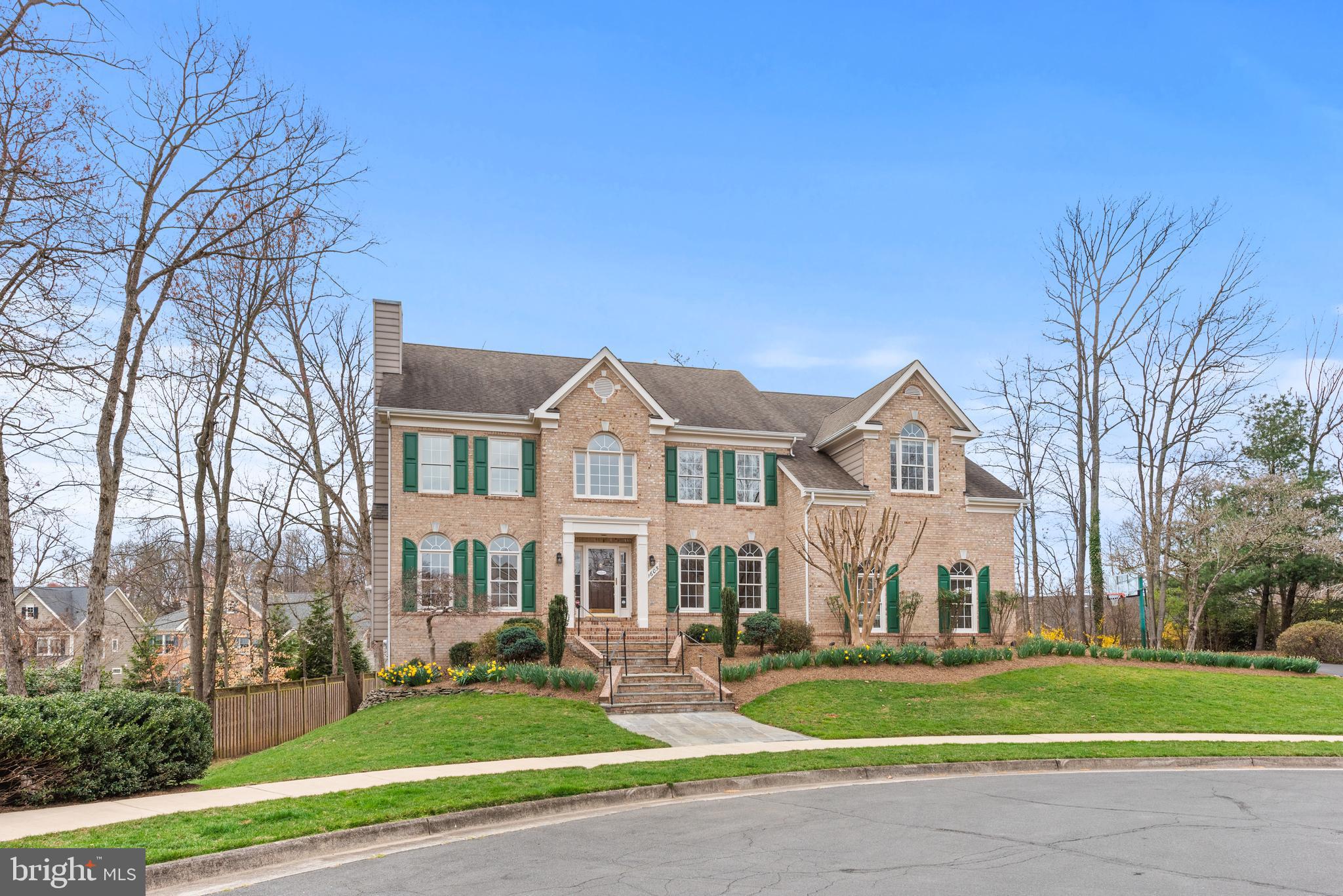 MANORS AT WOLF TRAP - Residential