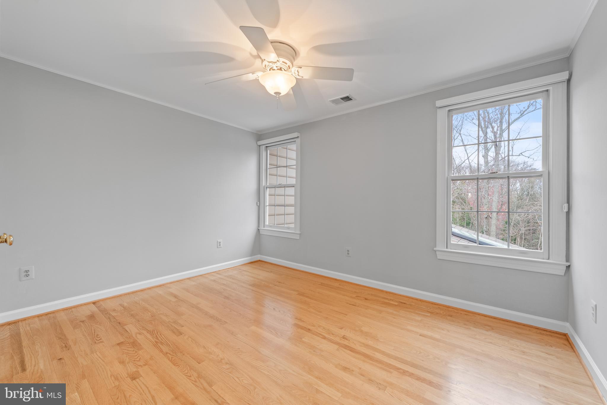 MANORS AT WOLF TRAP - Residential