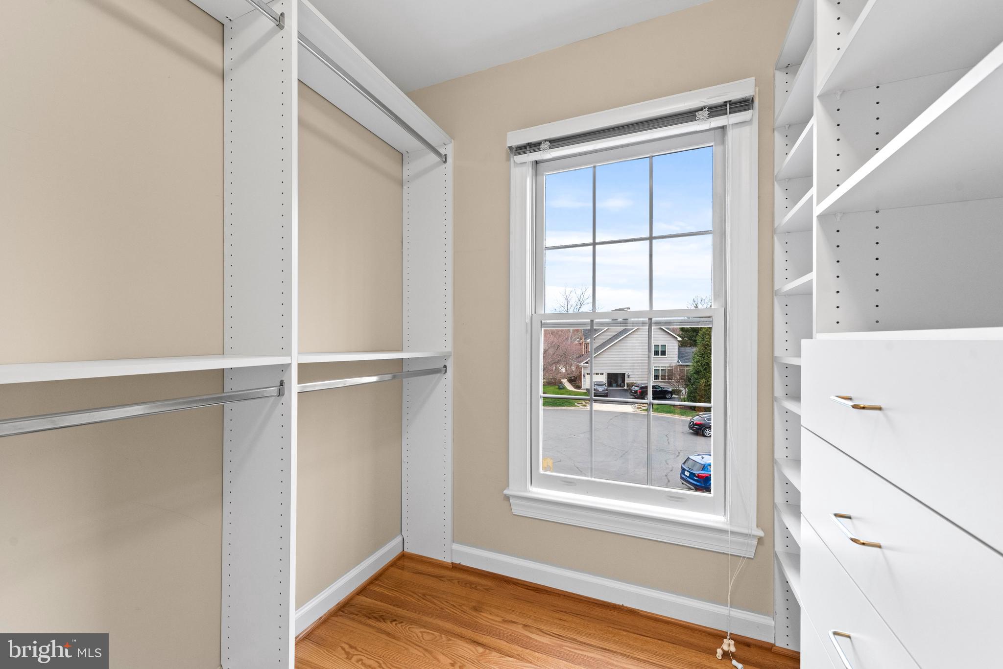 MANORS AT WOLF TRAP - Residential