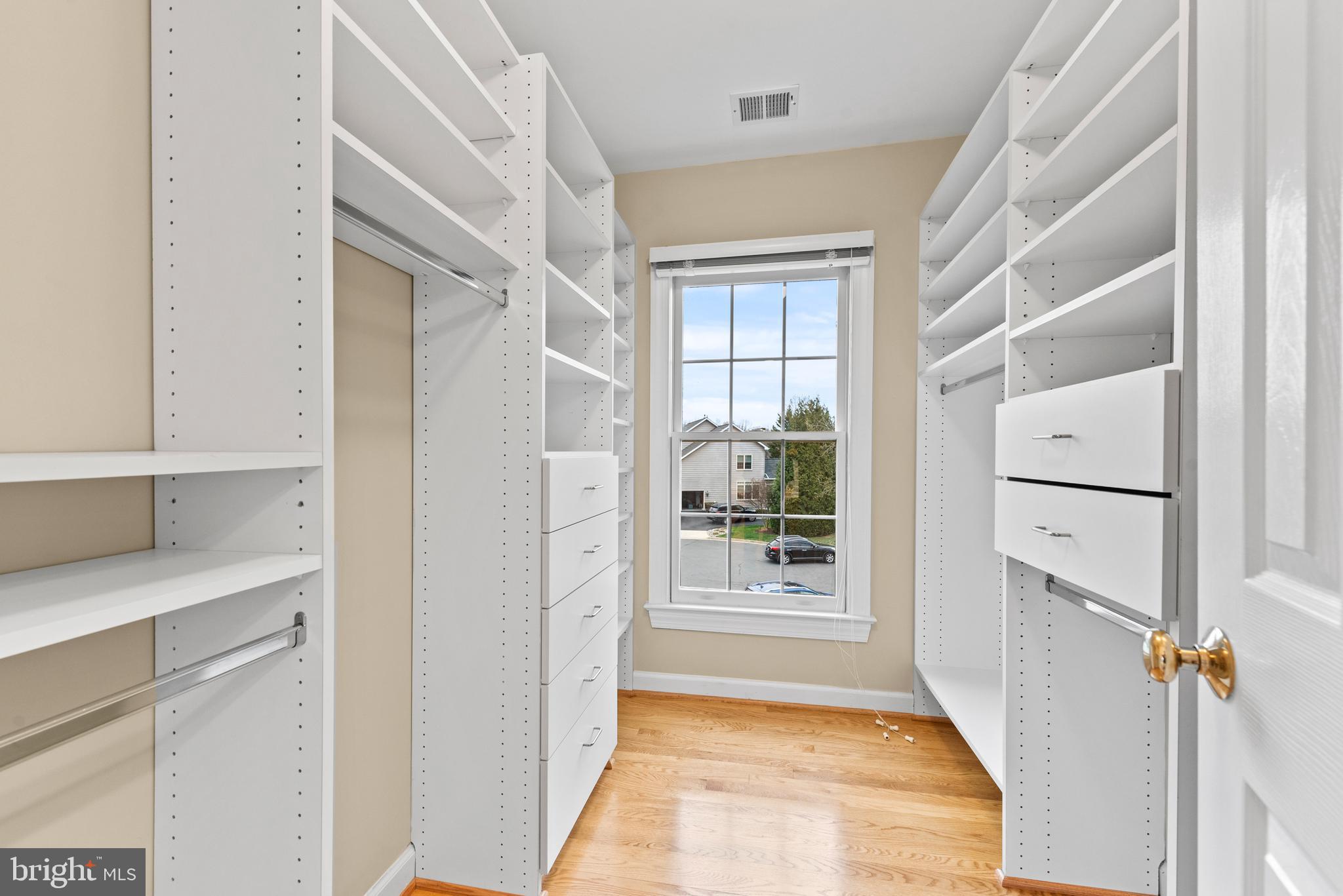 MANORS AT WOLF TRAP - Residential