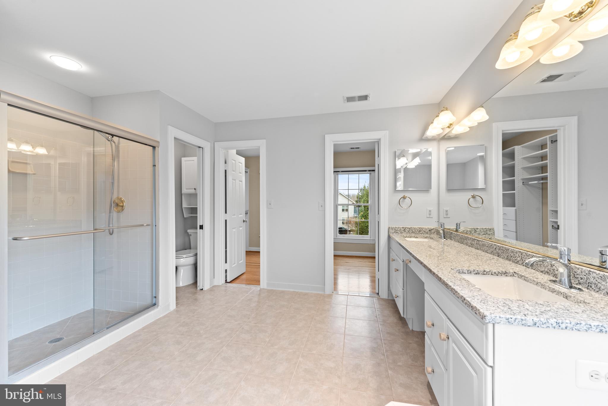 MANORS AT WOLF TRAP - Residential