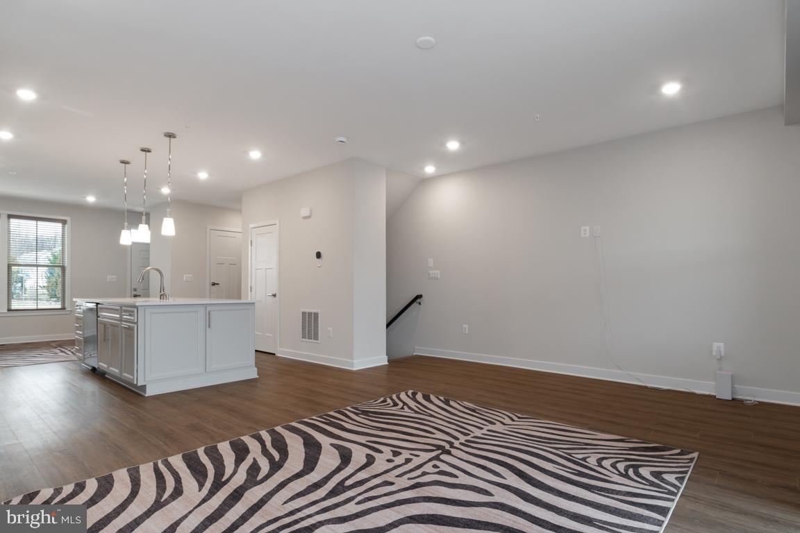 TURF VALLEY - Residential Lease