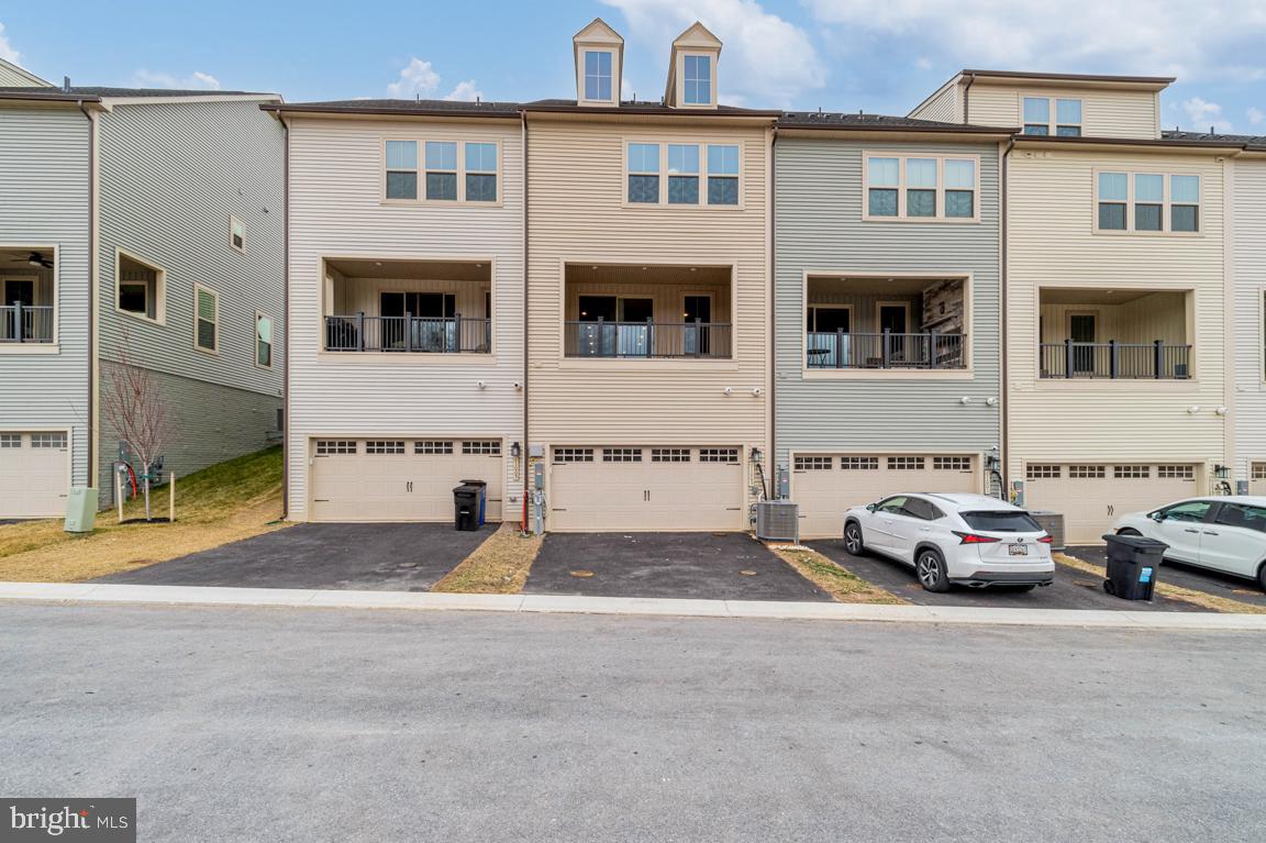 TURF VALLEY - Residential Lease