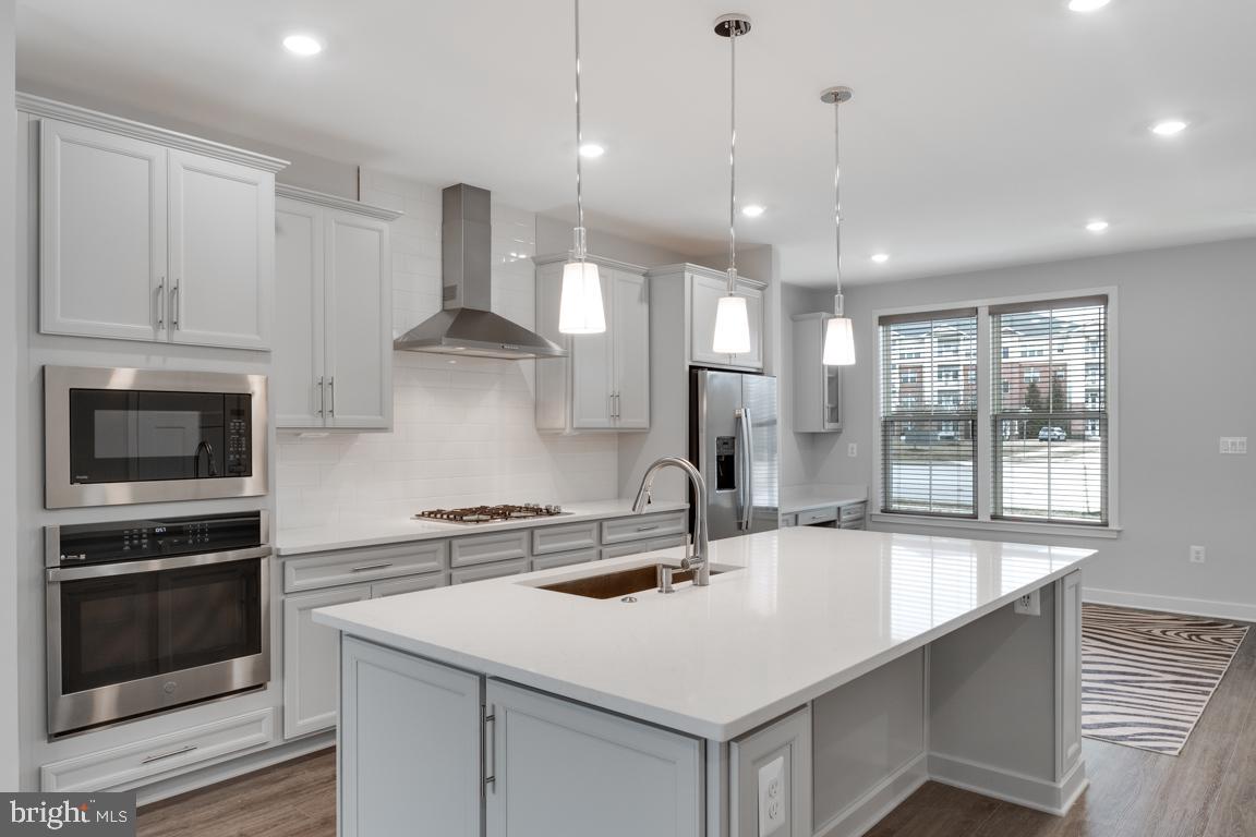 TURF VALLEY - Residential Lease