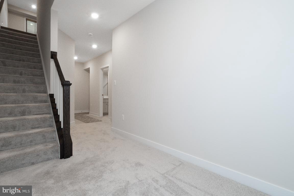 TURF VALLEY - Residential Lease