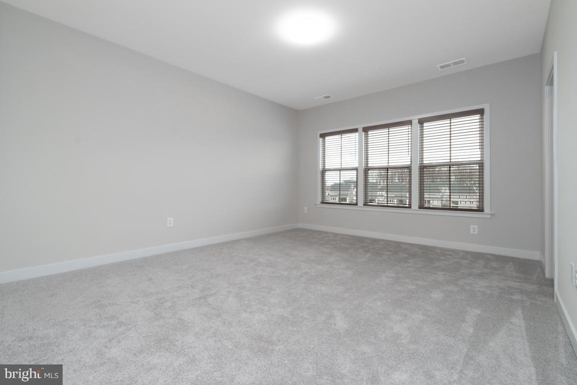 TURF VALLEY - Residential Lease