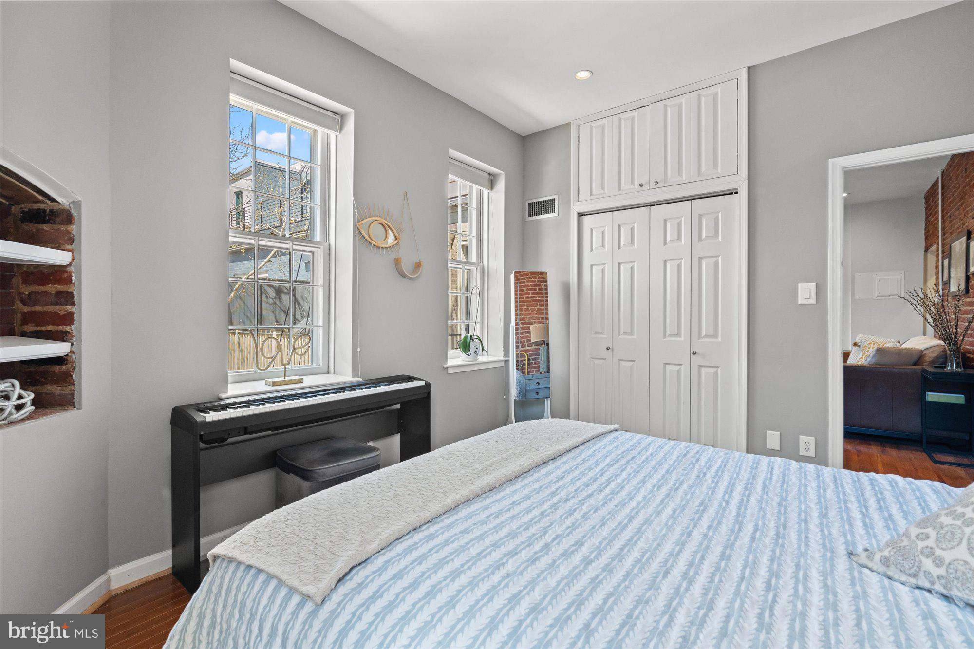 DUPONT CIRCLE - Residential