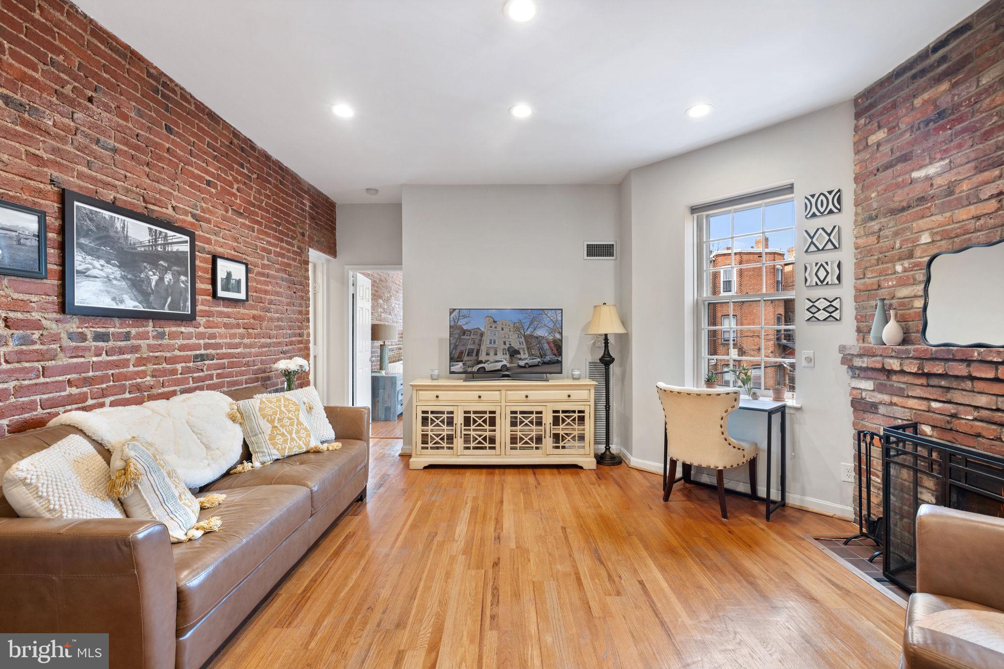 DUPONT CIRCLE - Residential