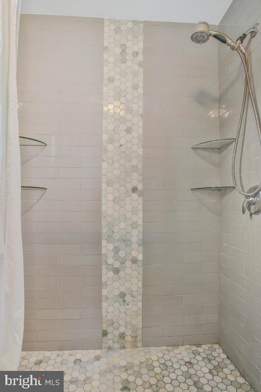 COXCOMBE ESTATES - Residential