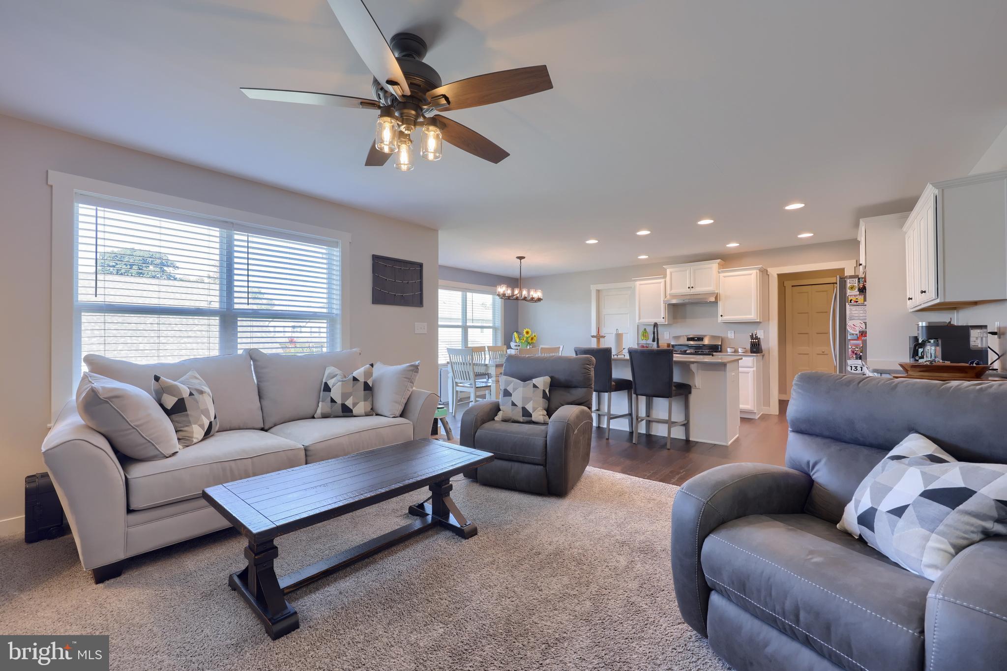 THE VIEWS AT BRIDGEWATER - Residential