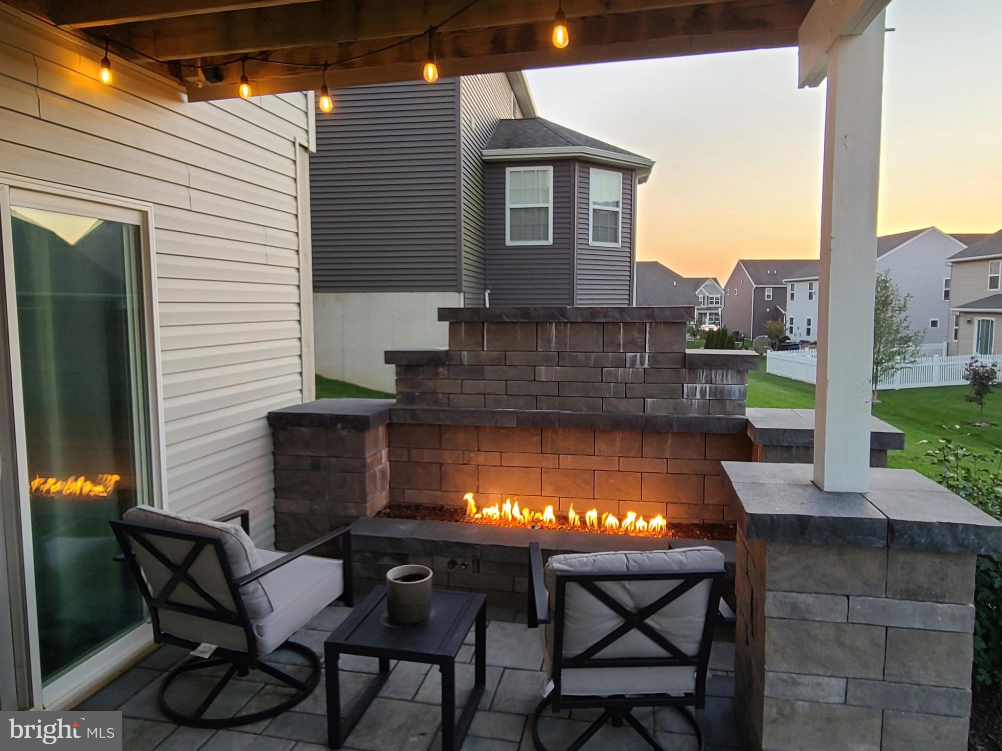 THE VIEWS AT BRIDGEWATER - Residential