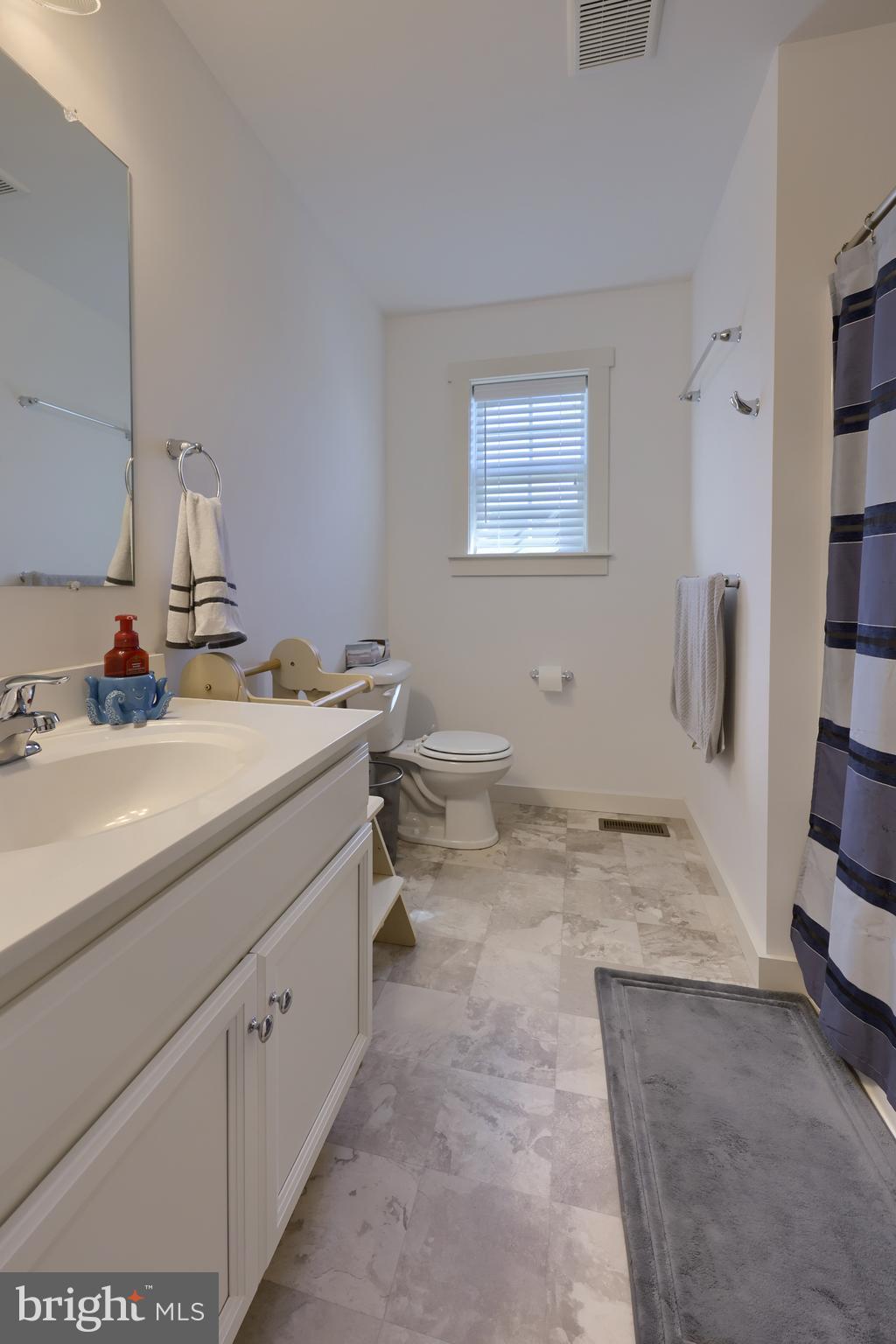 THE VIEWS AT BRIDGEWATER - Residential