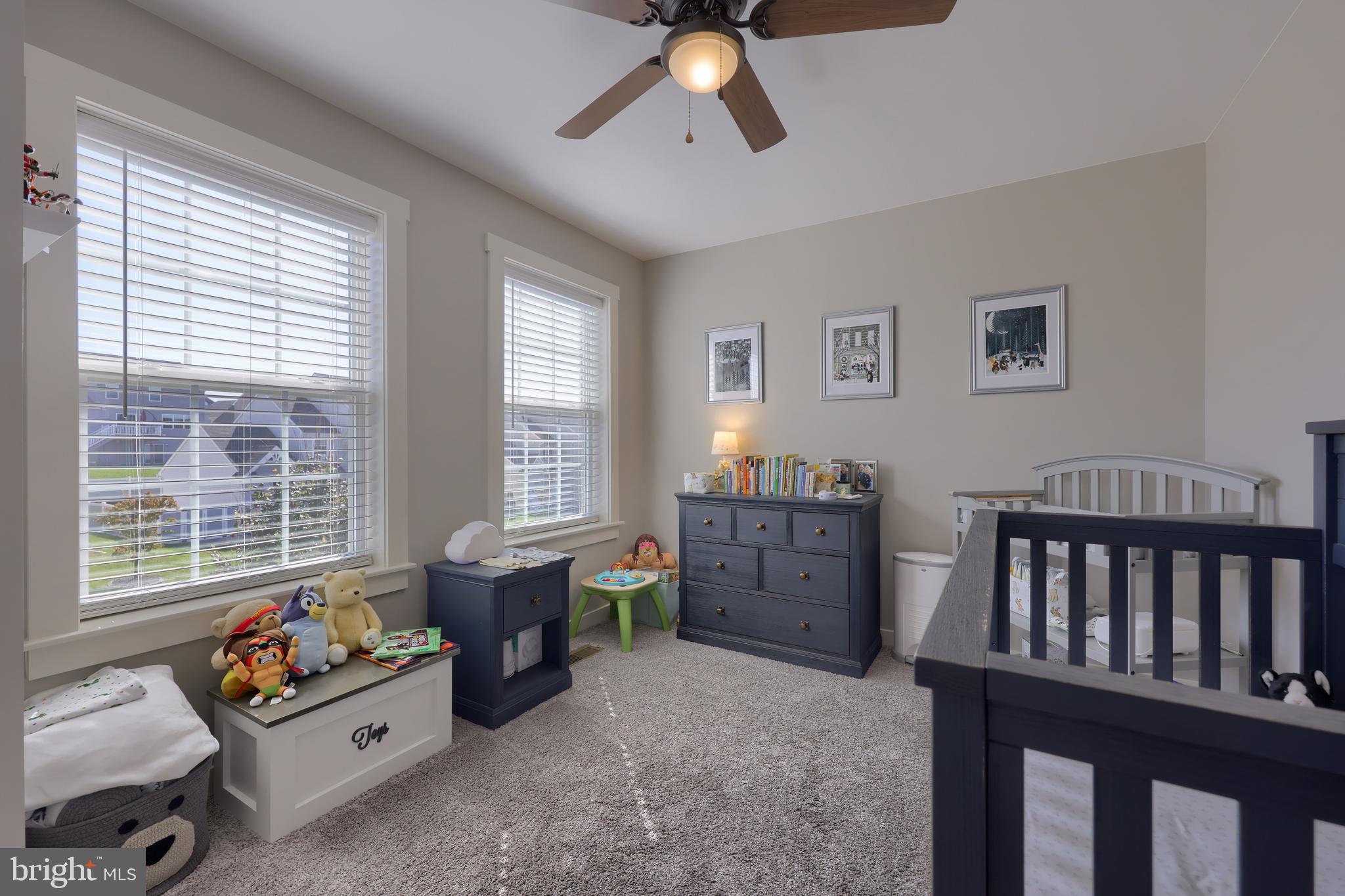 THE VIEWS AT BRIDGEWATER - Residential