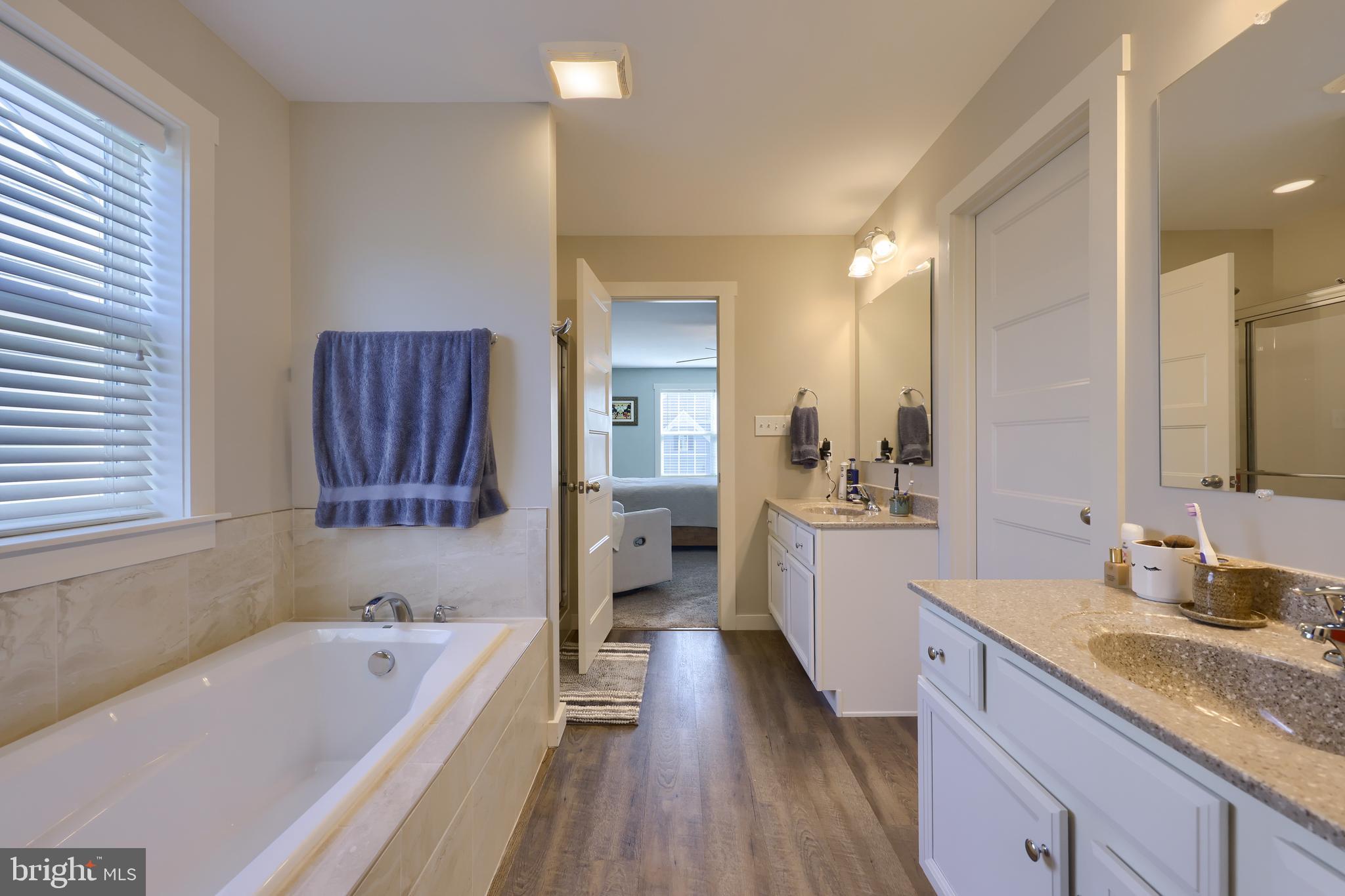 THE VIEWS AT BRIDGEWATER - Residential