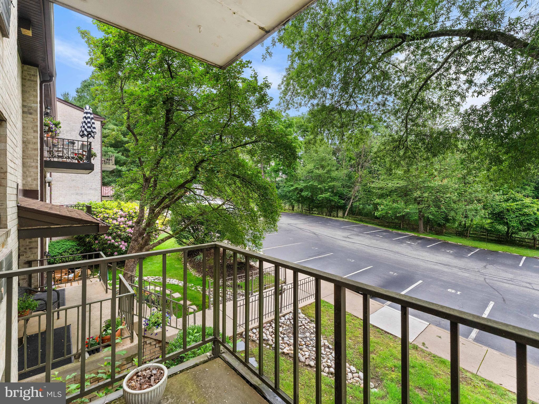 FOX VALLEY - Residential