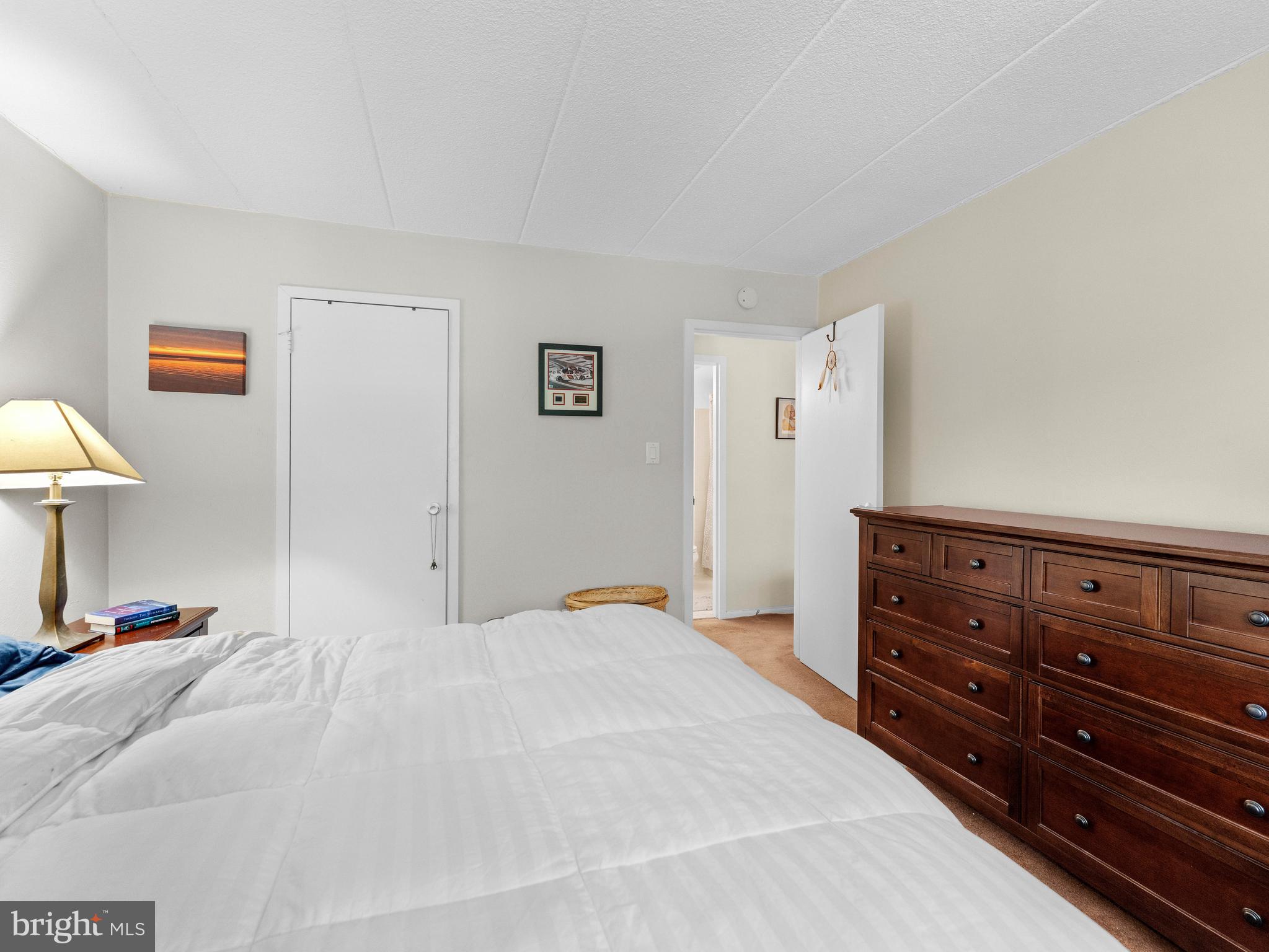 FOX VALLEY - Residential