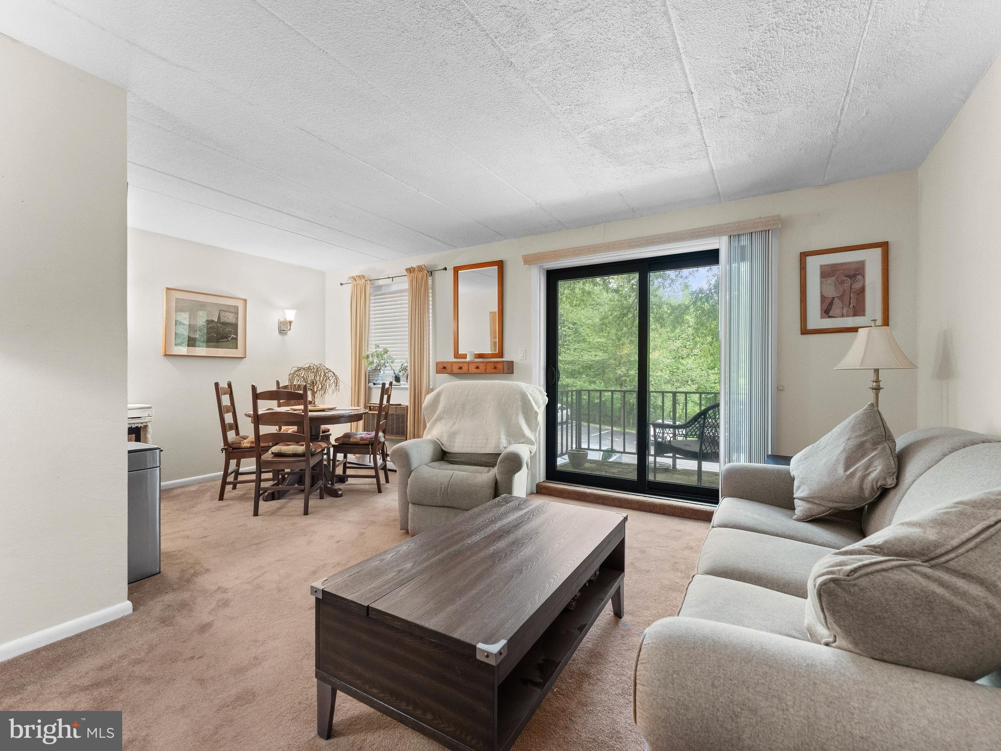 FOX VALLEY - Residential