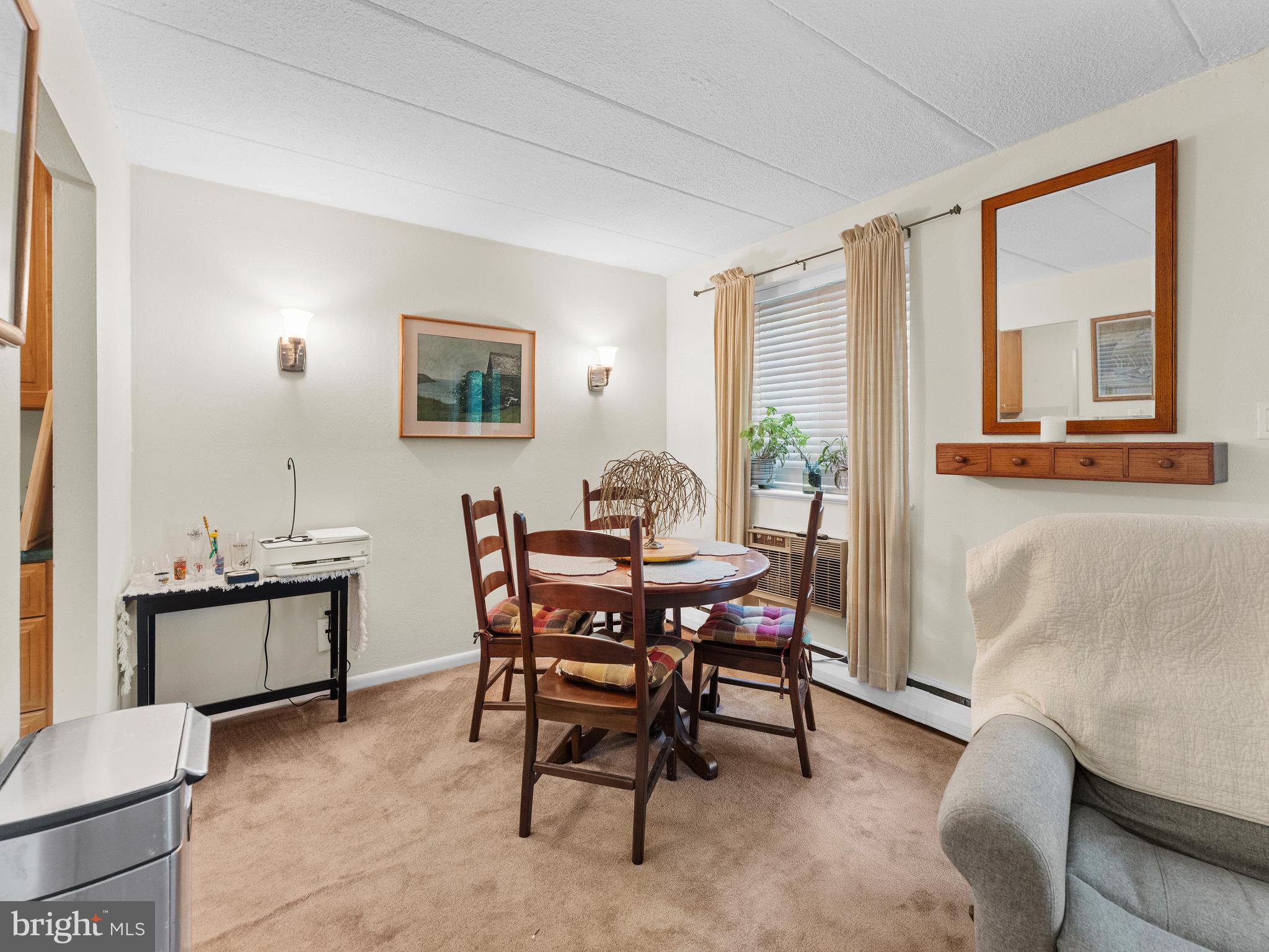 FOX VALLEY - Residential
