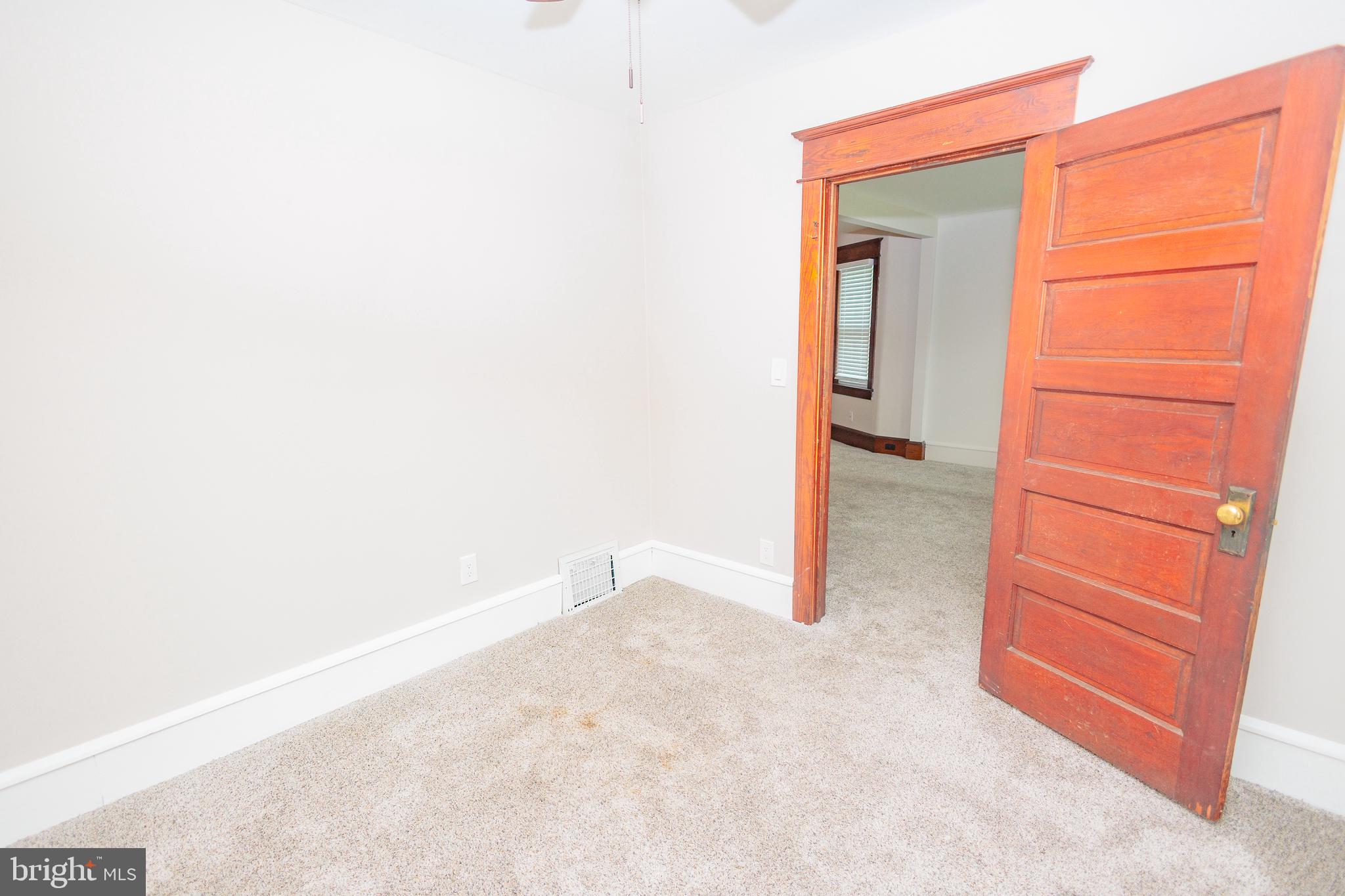 11 SEWELL STREET A (DOWN)