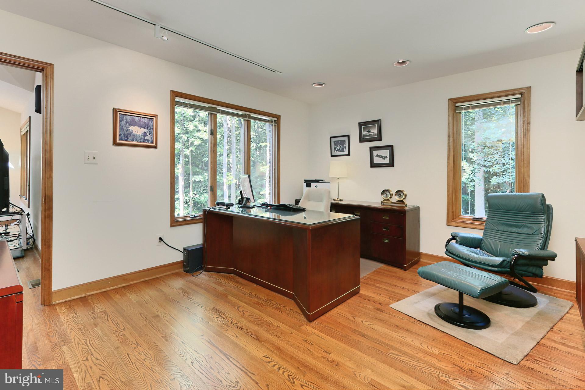 KILLARNEY - Residential