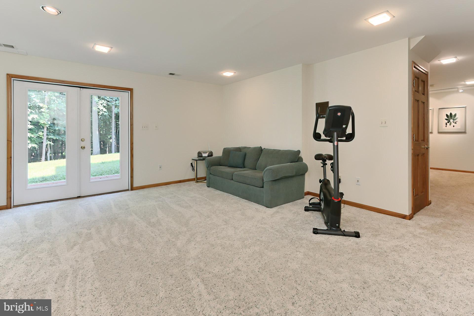 KILLARNEY - Residential