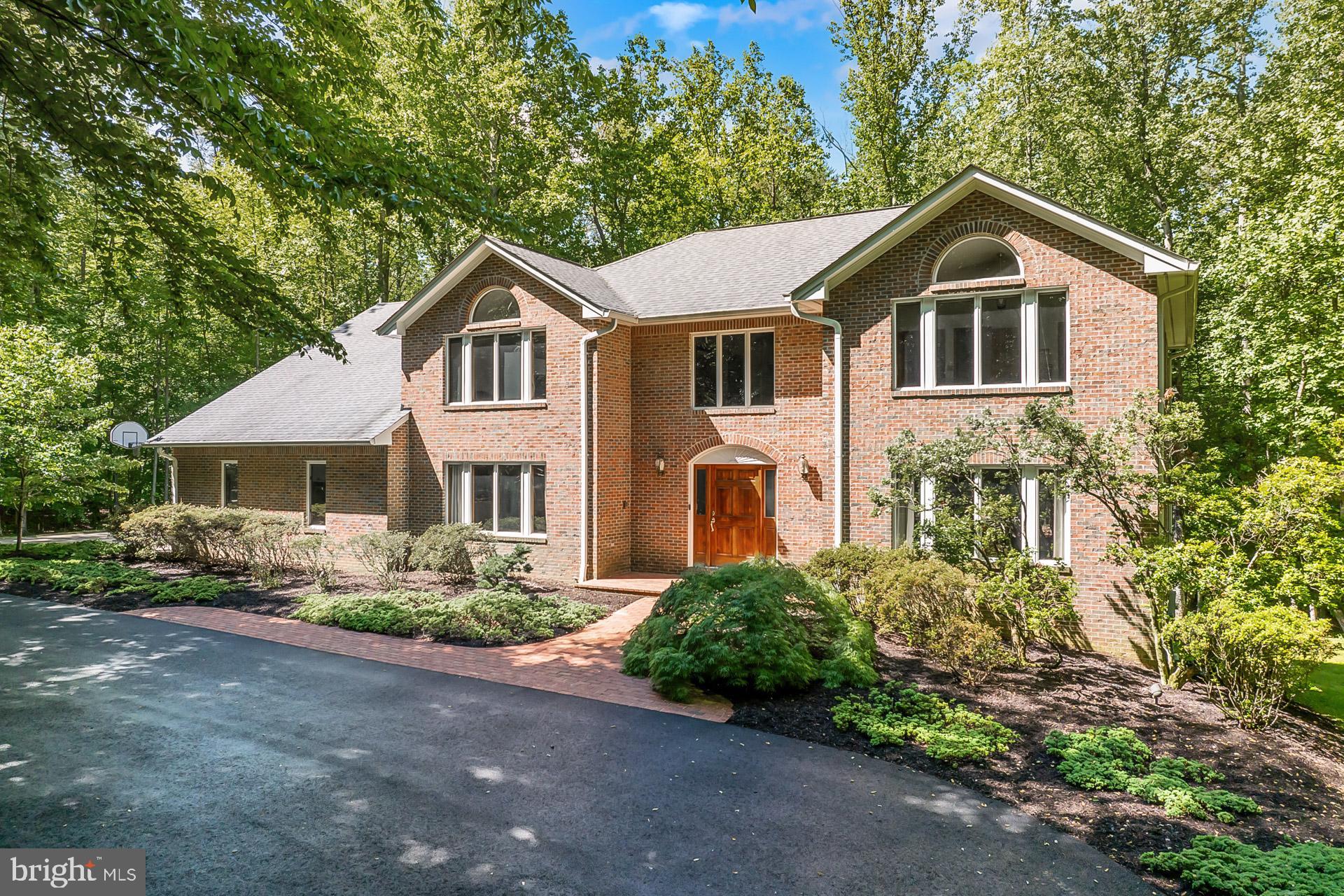 KILLARNEY - Residential