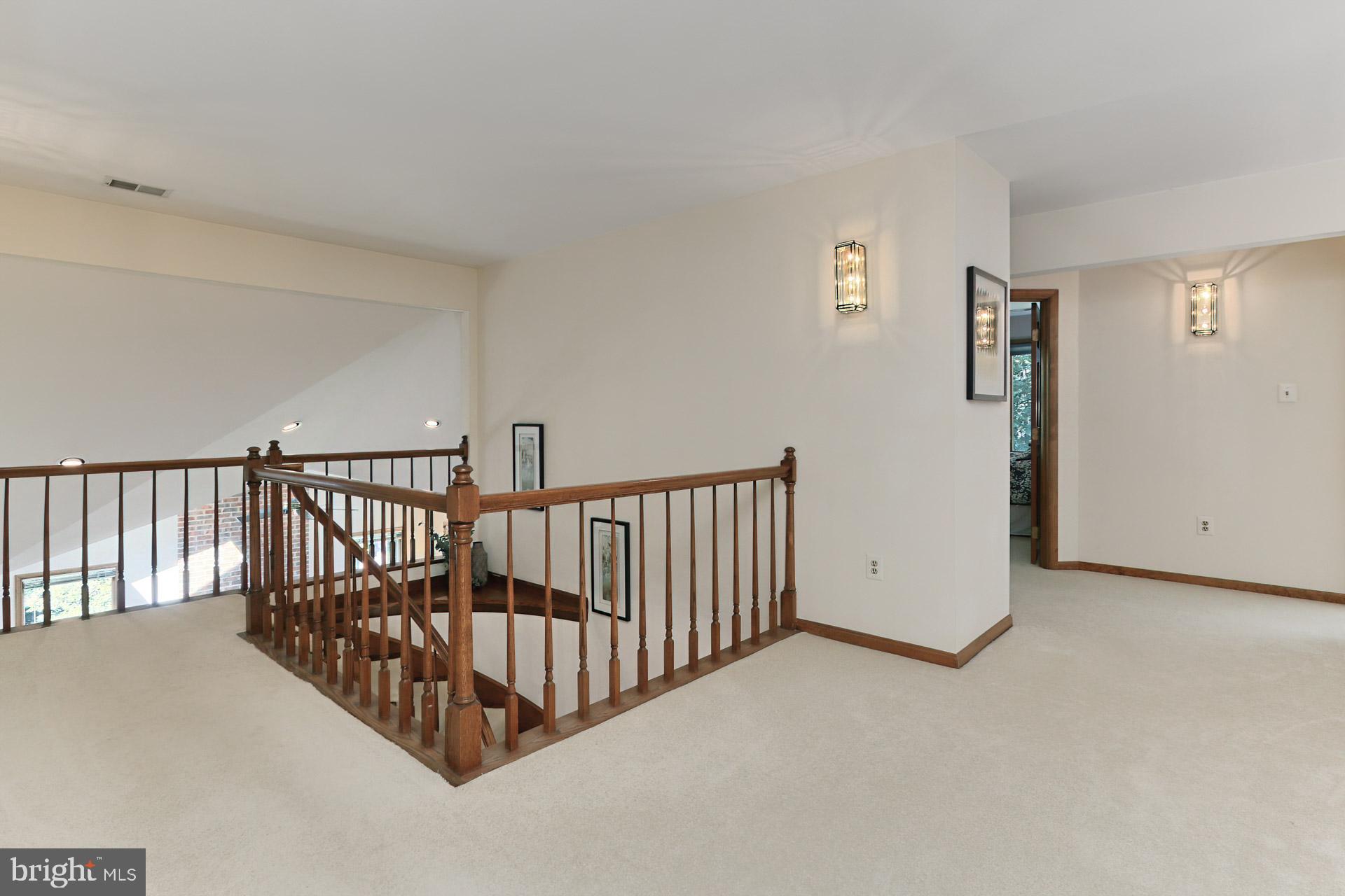 KILLARNEY - Residential