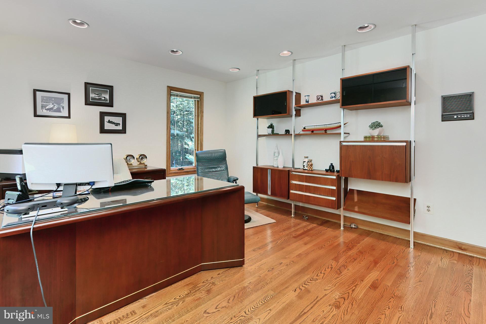 KILLARNEY - Residential