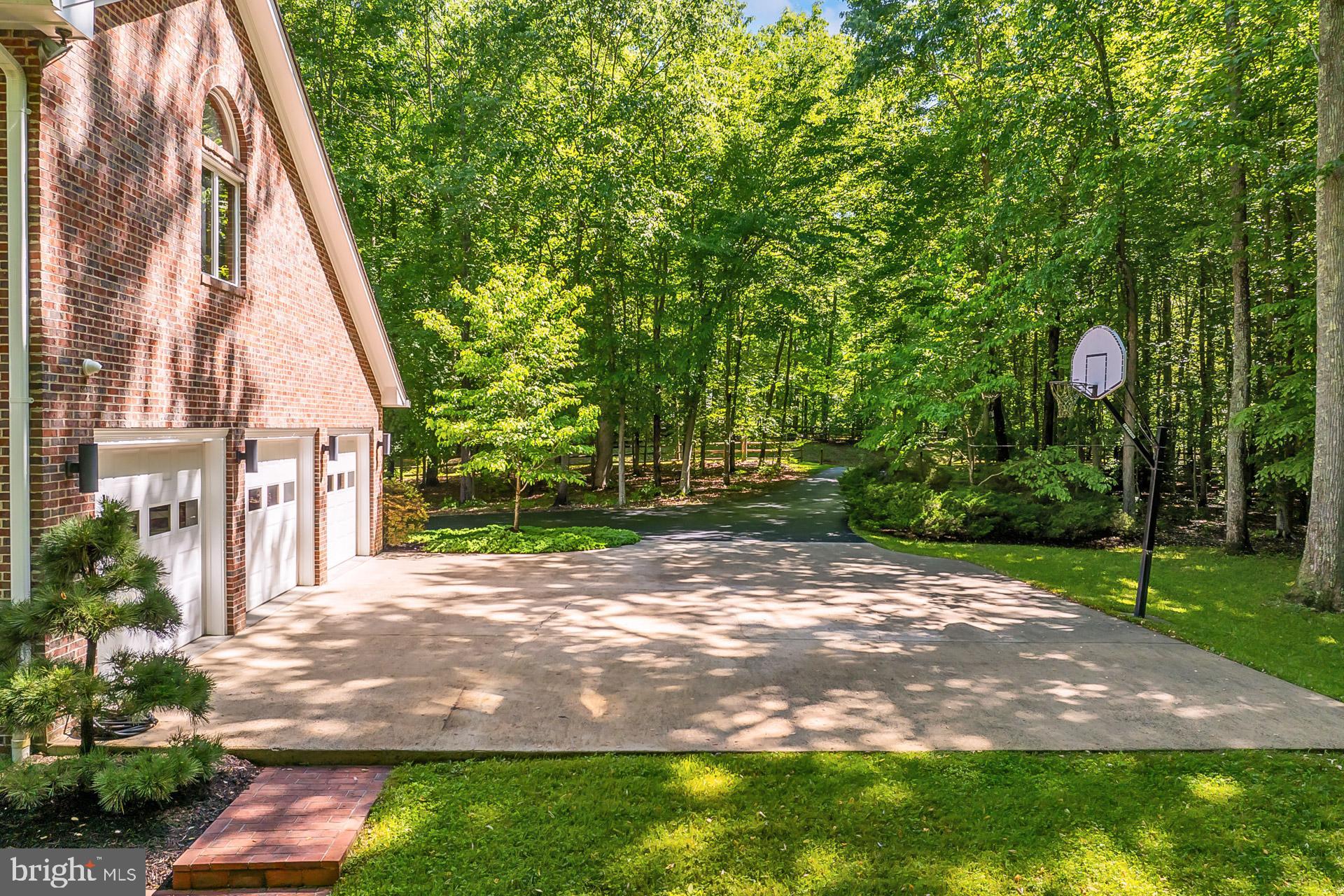 KILLARNEY - Residential