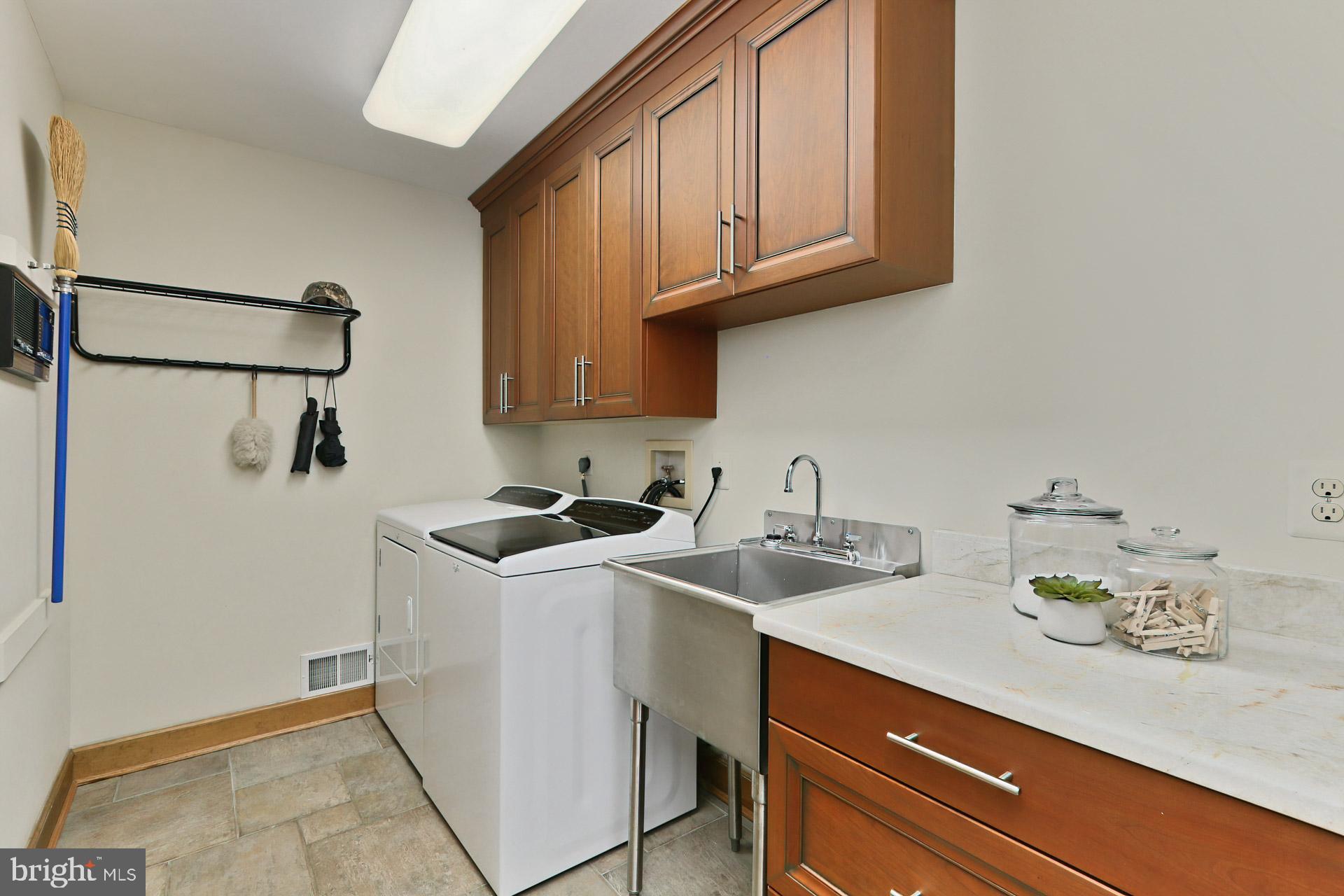 KILLARNEY - Residential