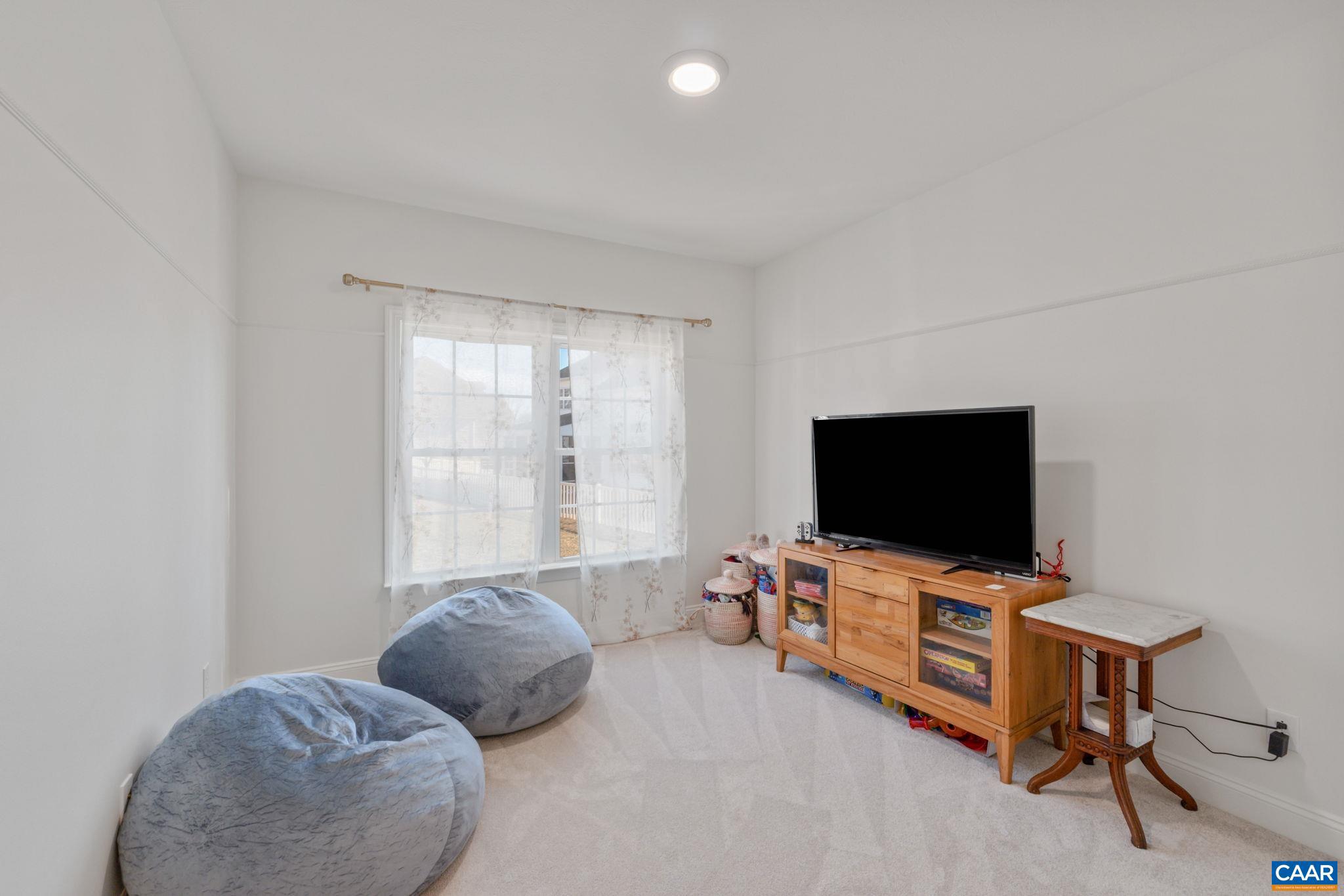 TEAVERTON - Residential