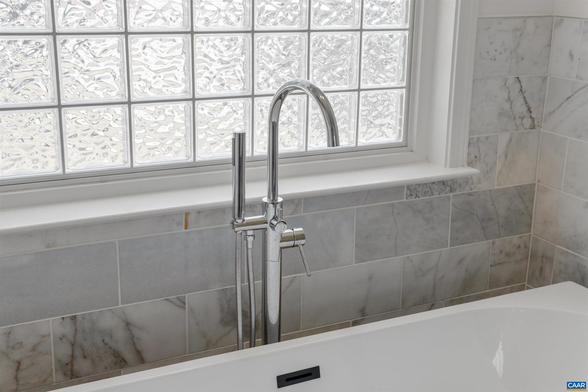 TEAVERTON - Residential