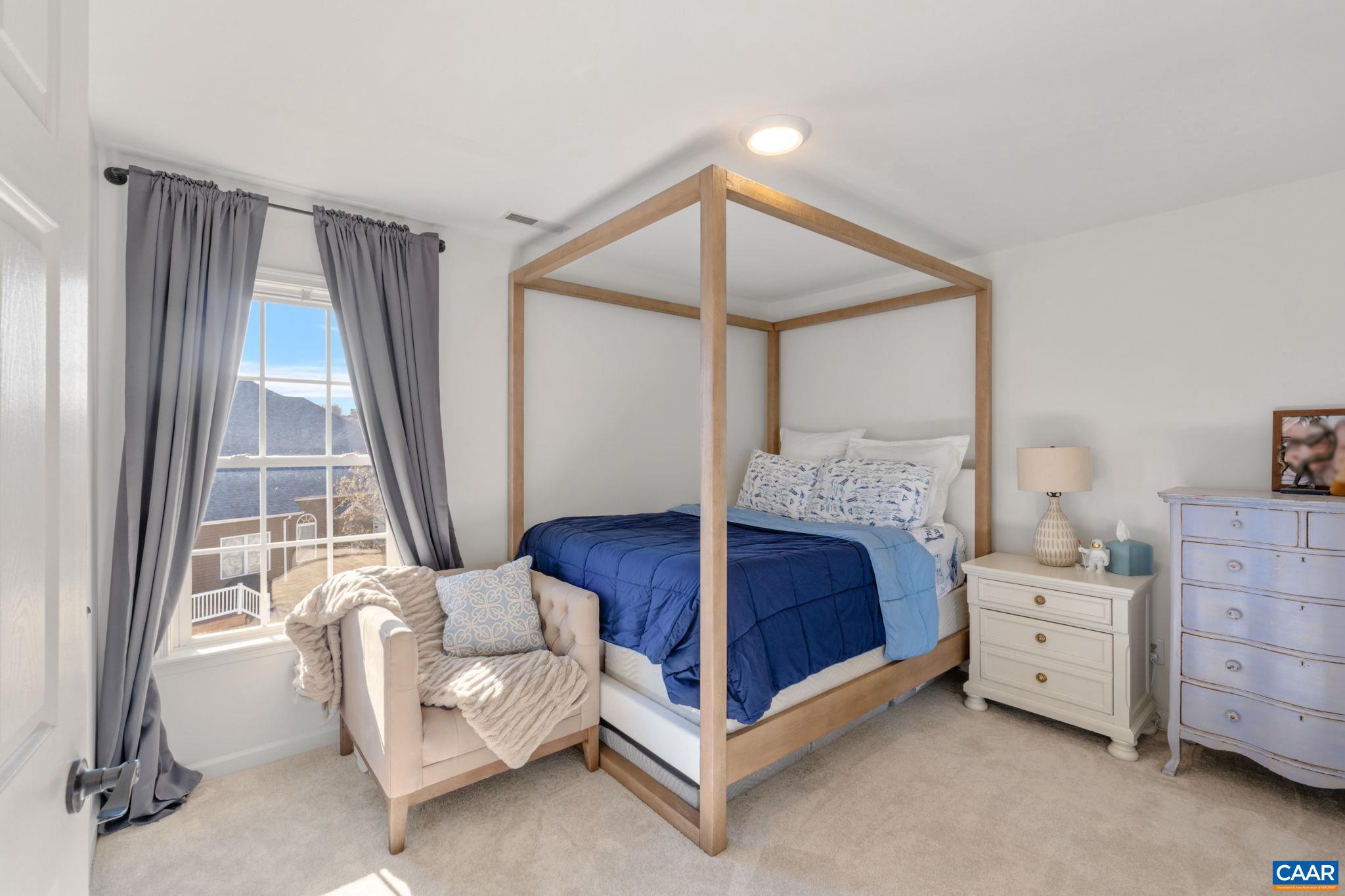 TEAVERTON - Residential