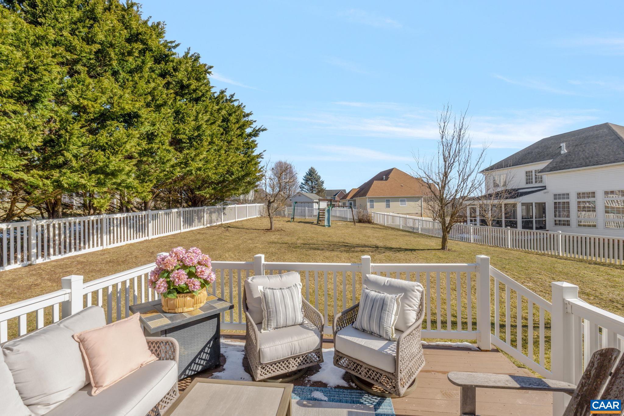 TEAVERTON - Residential