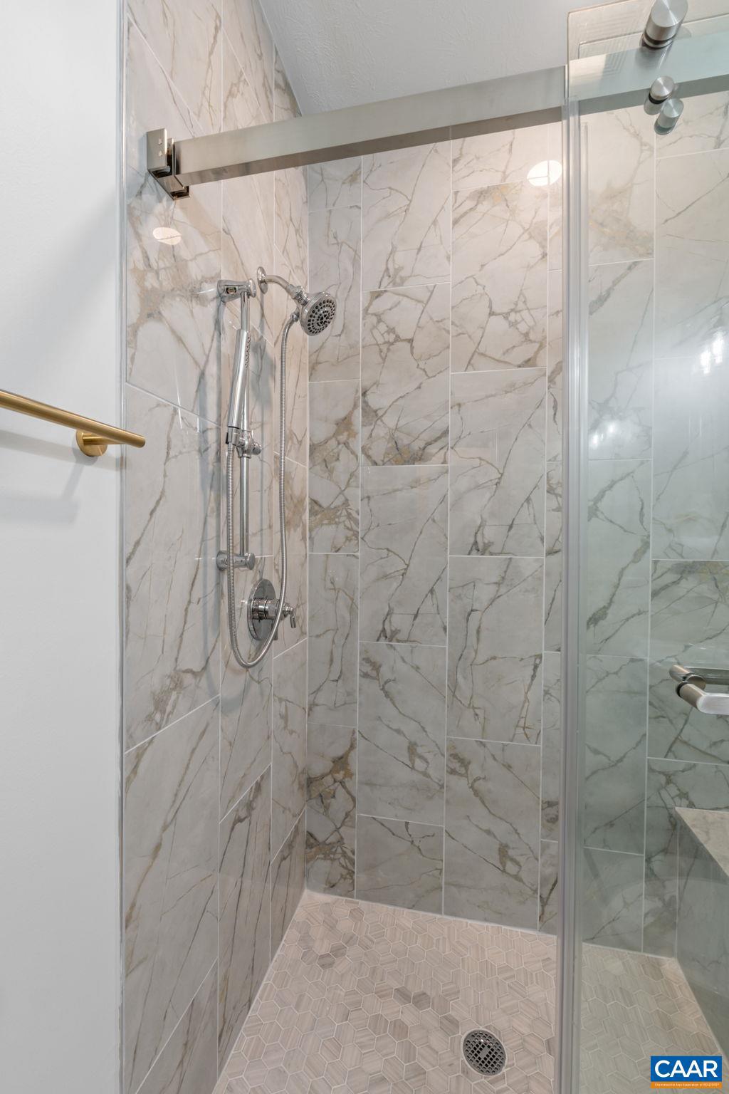 TEAVERTON - Residential