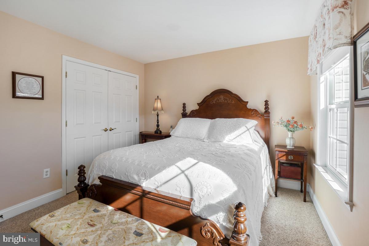 PINEY ORCHARD - Residential