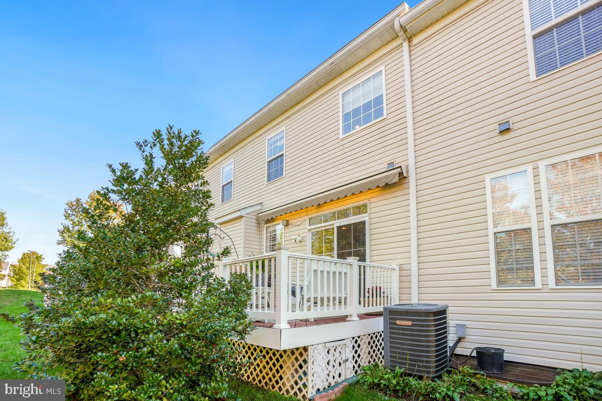 PINEY ORCHARD - Residential