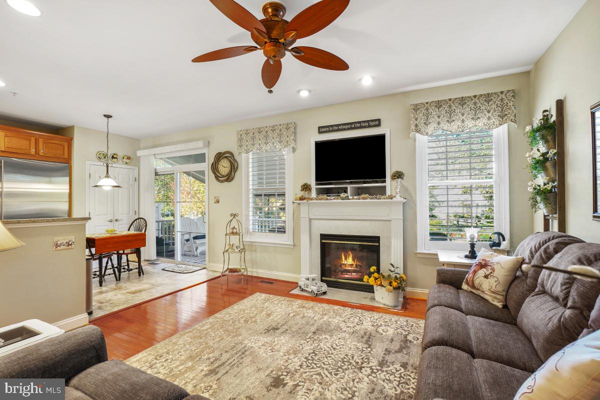 PINEY ORCHARD - Residential