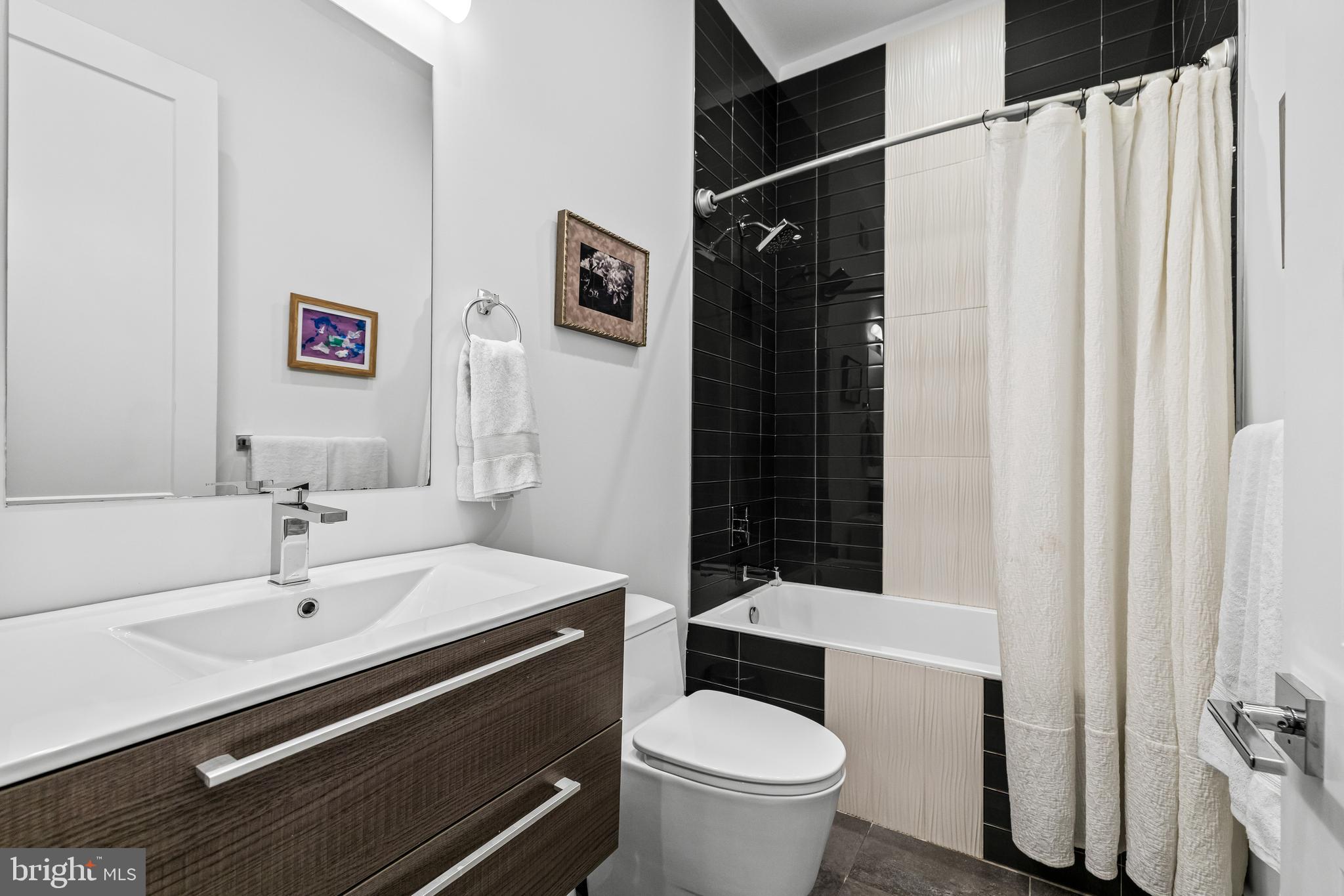 FELLS POINT HISTORIC DISTRICT - Residential