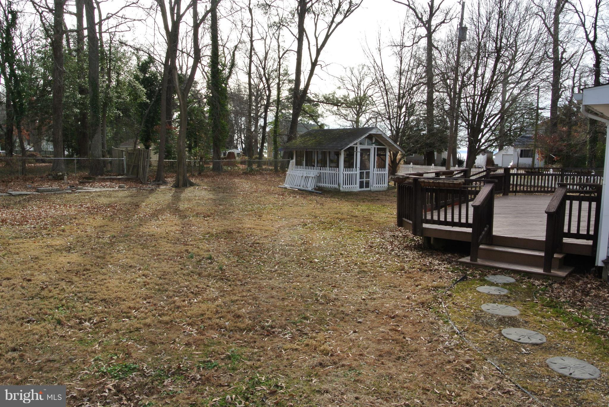 COBB ISLAND - Residential