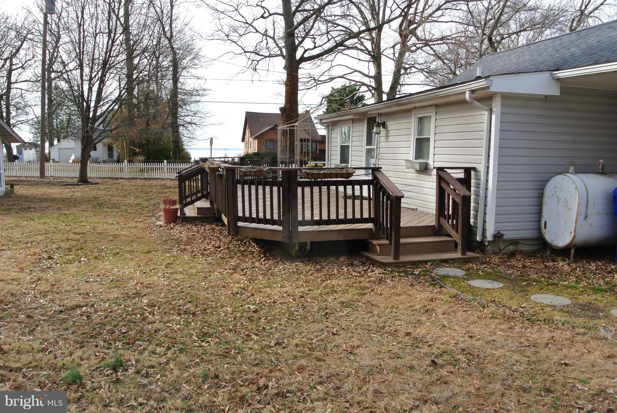 COBB ISLAND - Residential